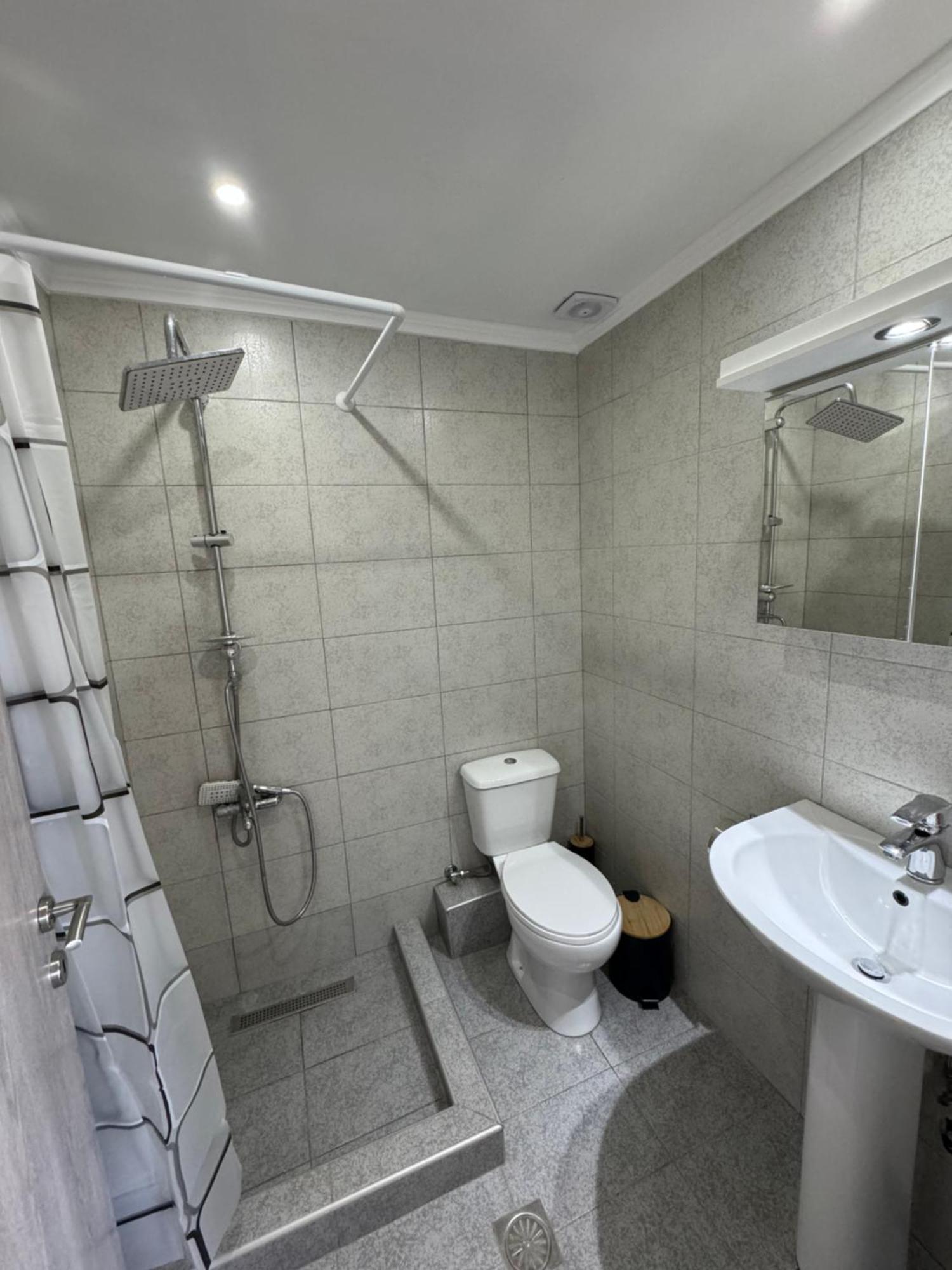 Adoniss Apartmentss Παραλία Διονυσίου Εξωτερικό φωτογραφία
