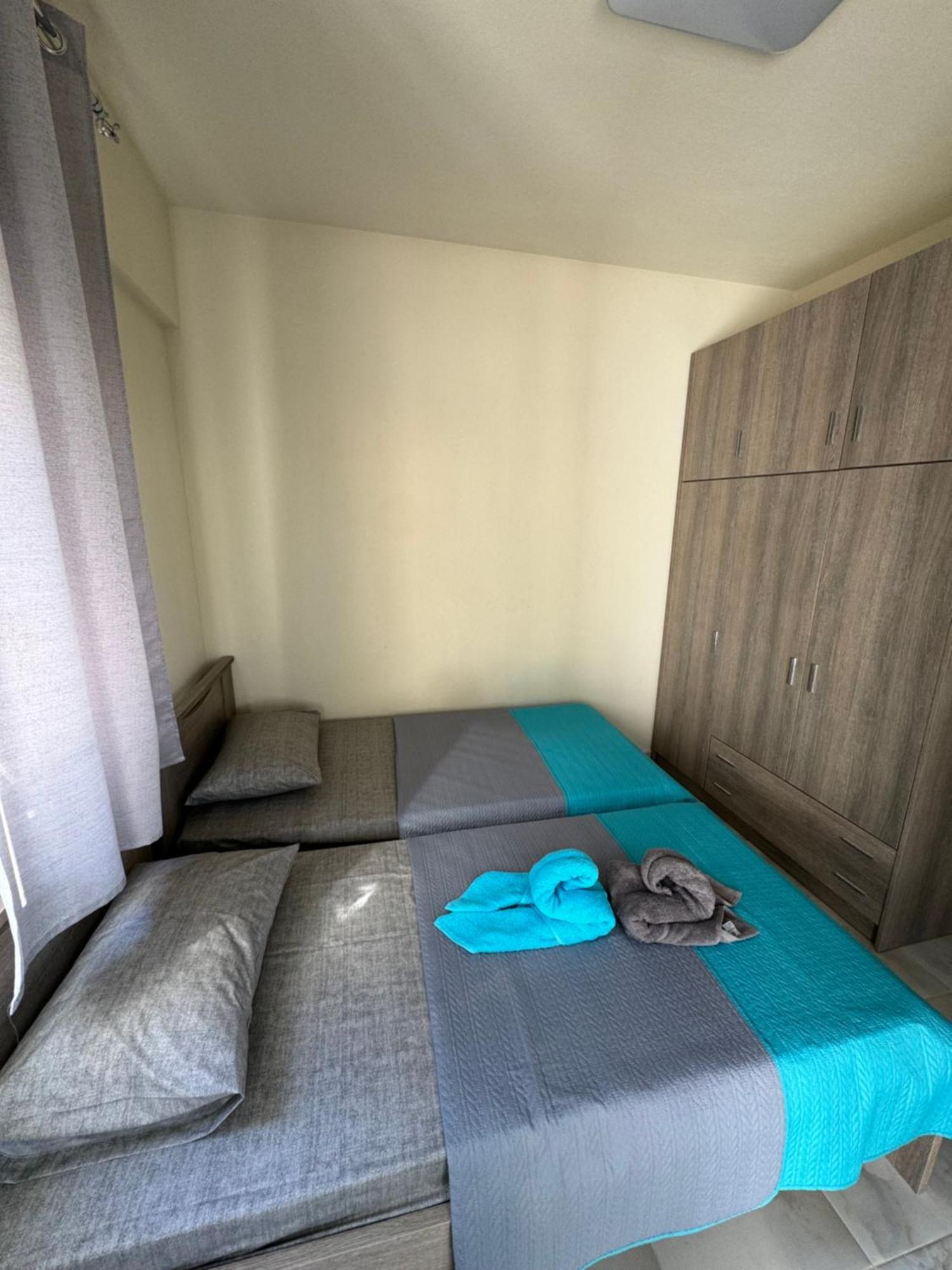 Adoniss Apartmentss Παραλία Διονυσίου Εξωτερικό φωτογραφία