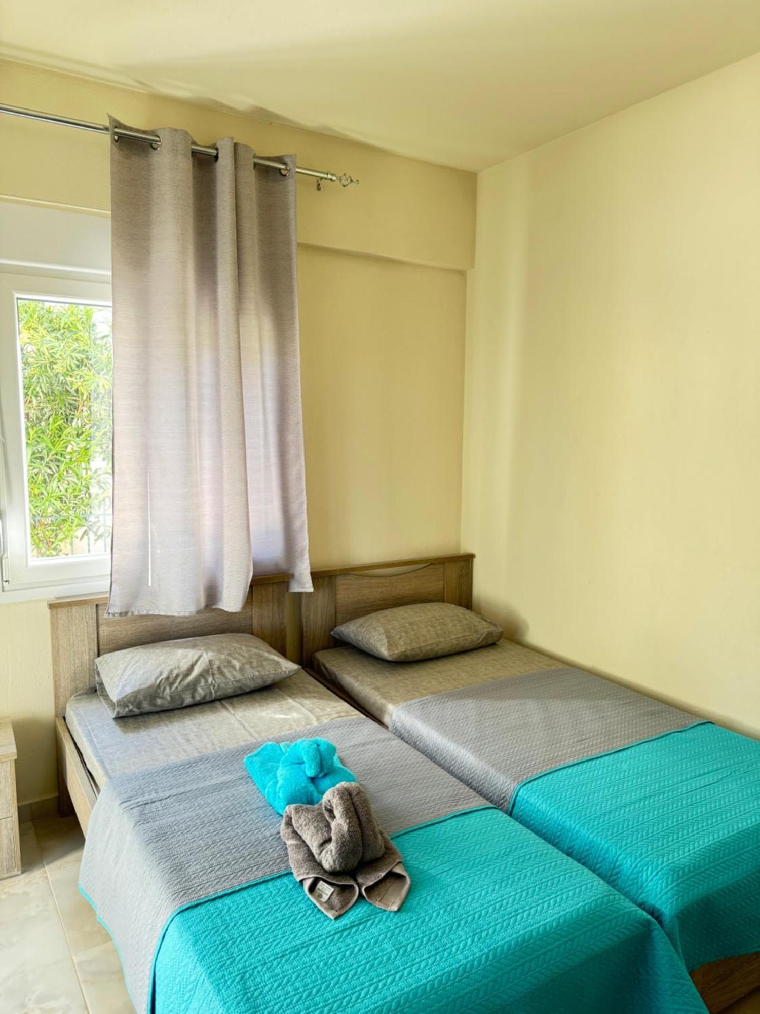 Adoniss Apartmentss Παραλία Διονυσίου Εξωτερικό φωτογραφία